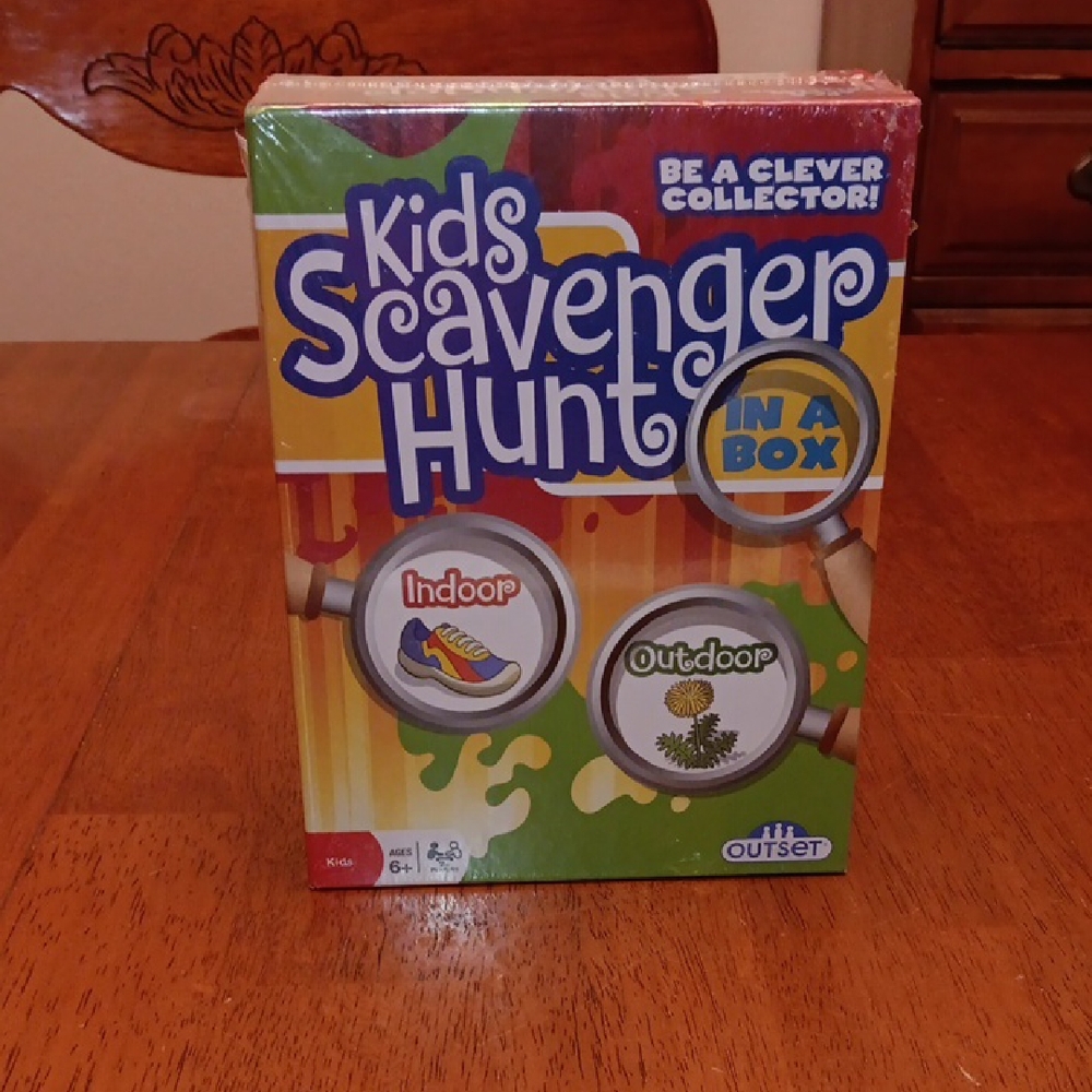 Outset Kids Scavenger Hunt Puzzle Game Ages 6+ New In Box